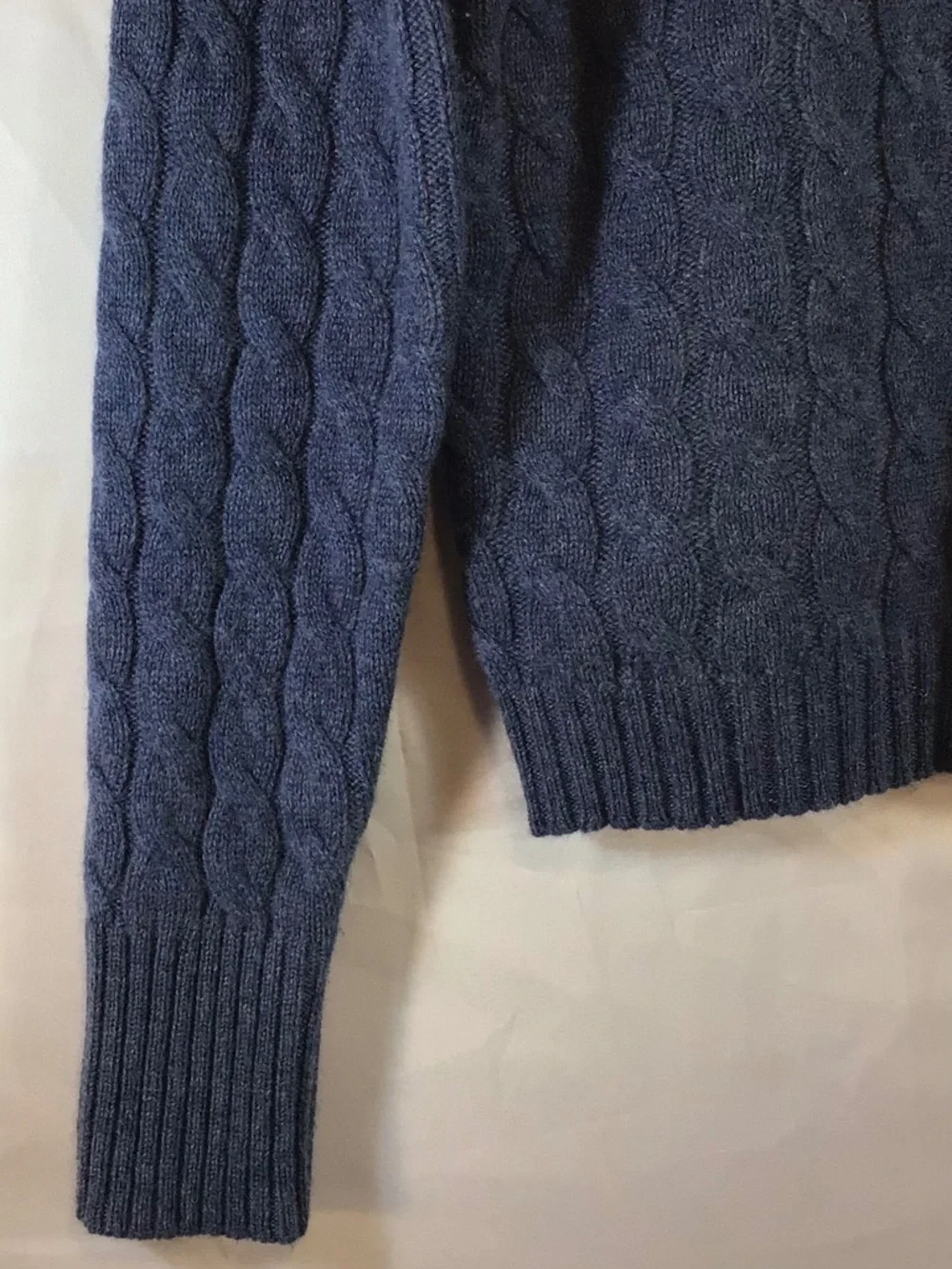 j crew women 100% cashmere cable knit sweater XS Blue Preppy Quiet Luxury Classi